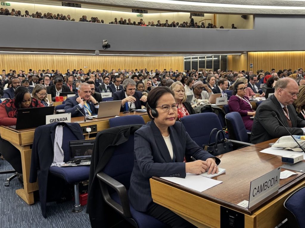 Ambassador TUOT Panha attended the 34th Assembly of the International Maritime Organization (IMO) at the Organization’s Headquarters in London