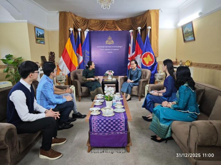 Ambassador Tuot Panha received three Cambodian scholars, recipients of the Irish Government Fellowship Programme for the 2025/2026 academic year, at the Royal Embassy of Cambodia in London