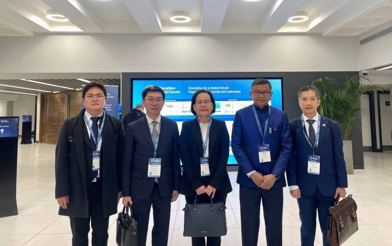 Ambassador TUOT Panha welcomed the Cambodian delegation led by His Excellency Academician Dr. HANG Chuon Naron, Deputy Prime Minister and Minister of Education, Youth and Sport of Cambodia, on the occasion of his participation in the Education World Forum, held from 18 to 20 May 2026 at the Queen Elizabeth II Centre in London