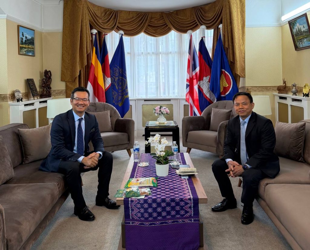 Mr. Hang Sochivin, Commercial Attaché, held a working meeting with Mr. Tuan Nguyen, Chief Executive Officer of Invest in ASEAN Co